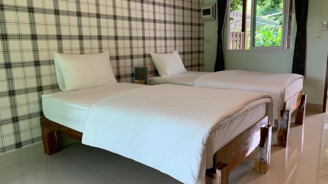 Naisang Hostel Chumphon Exterior photo